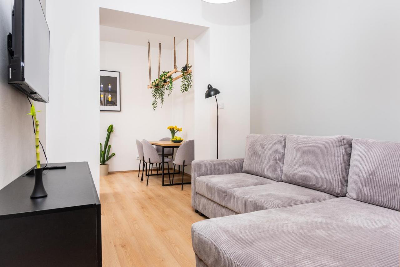 קרקוב Modern Centrally Located Apartments - By Upstairs מראה חיצוני תמונה