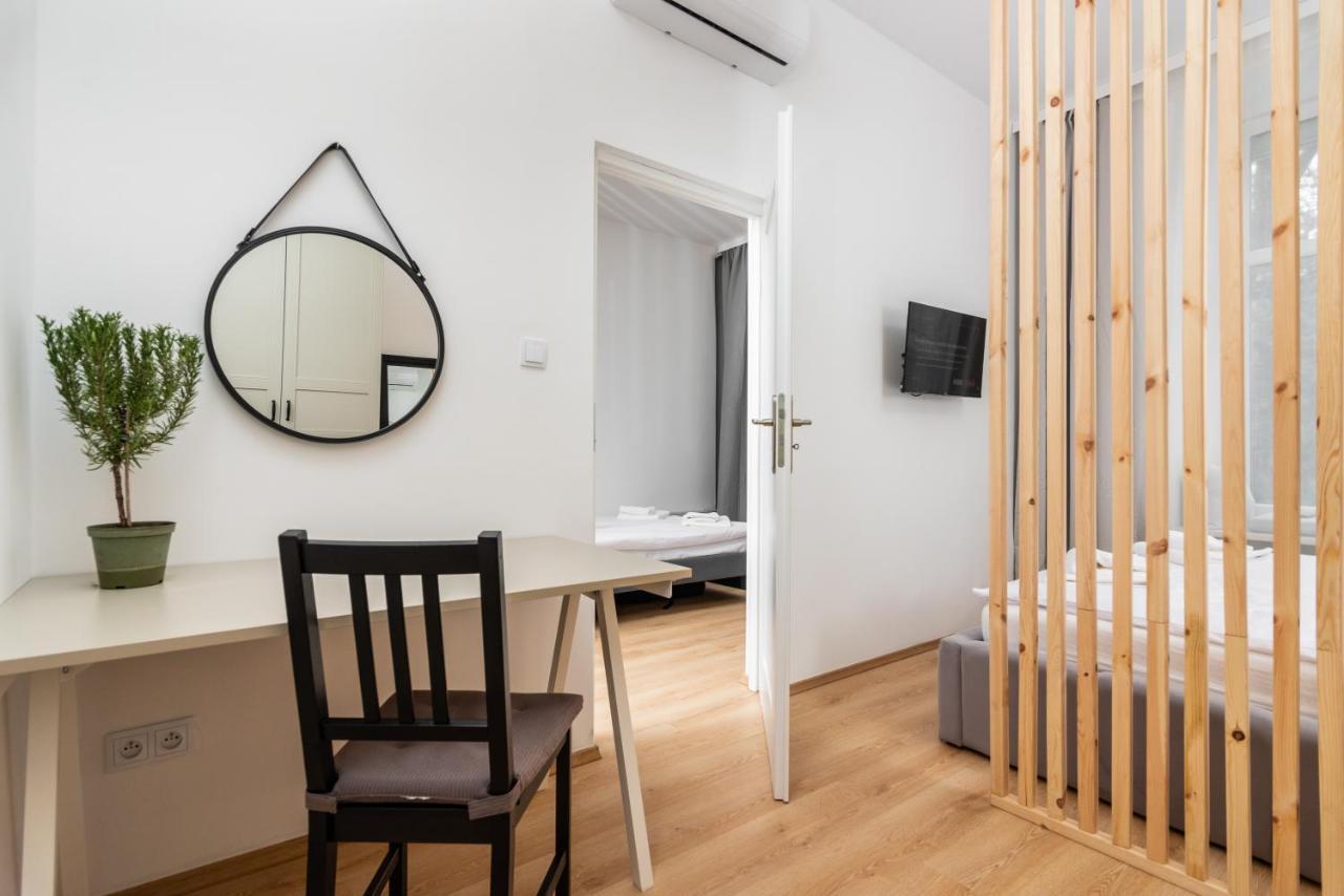 קרקוב Modern Centrally Located Apartments - By Upstairs מראה חיצוני תמונה